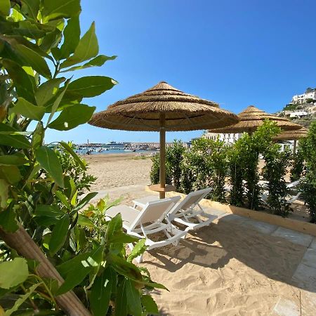 Marina Bay Suites Peschici Extérieur photo