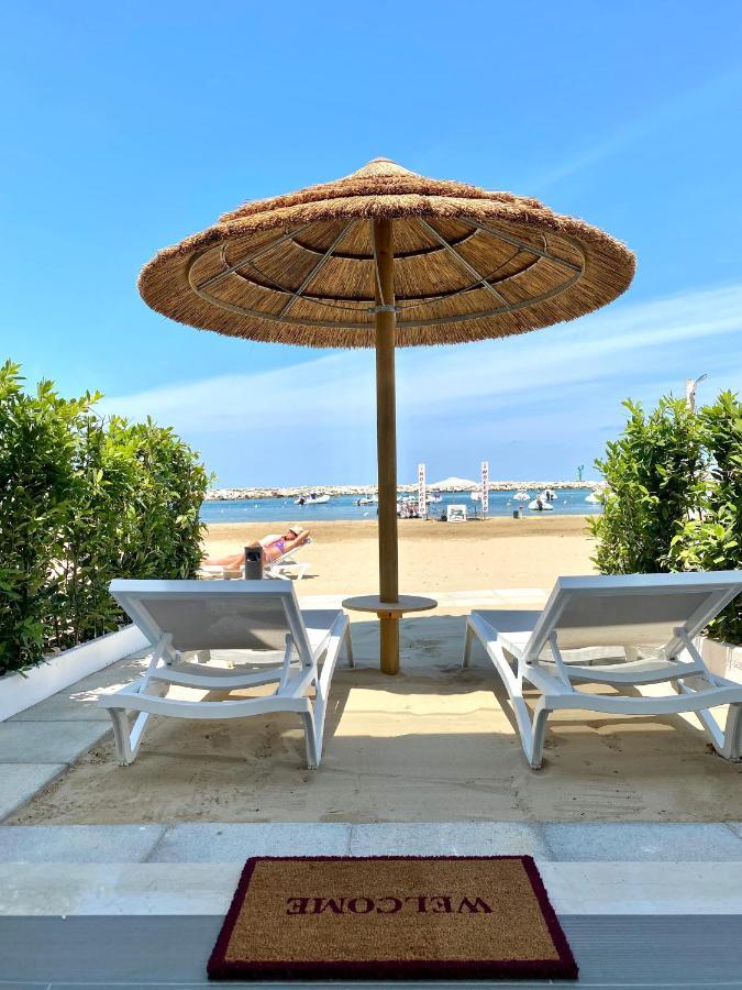 Marina Bay Suites Peschici Extérieur photo