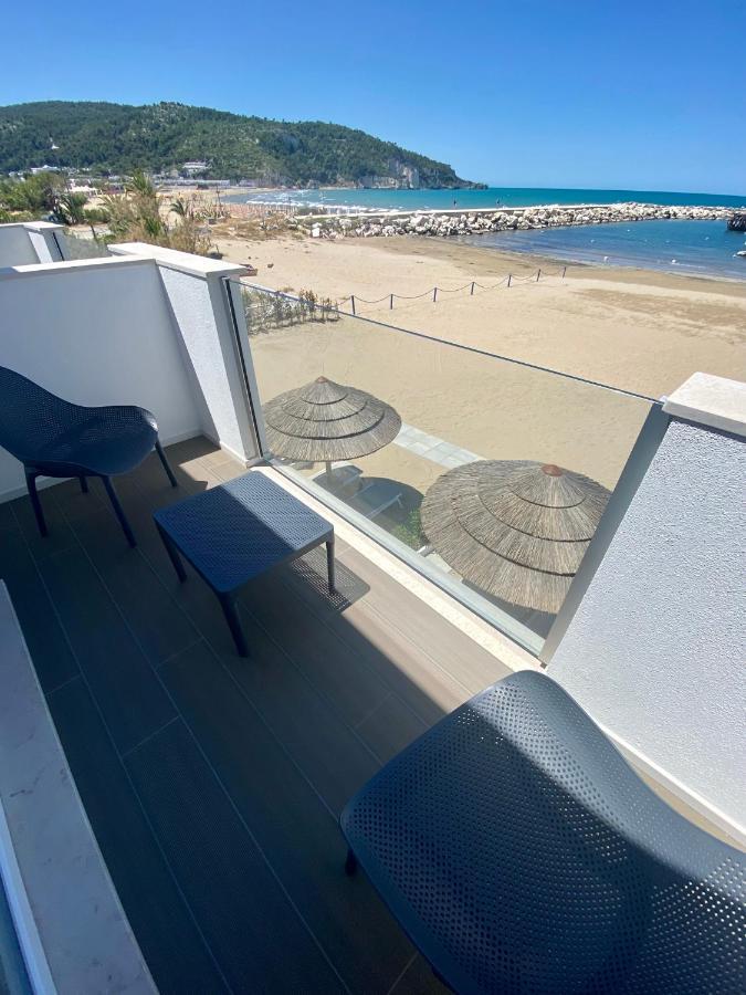 Marina Bay Suites Peschici Extérieur photo